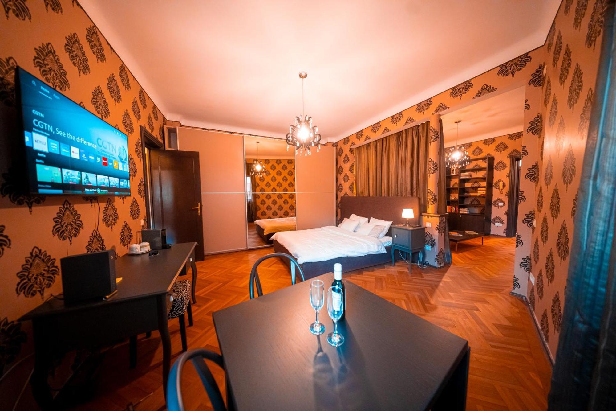 Theflorentine Bucureşti